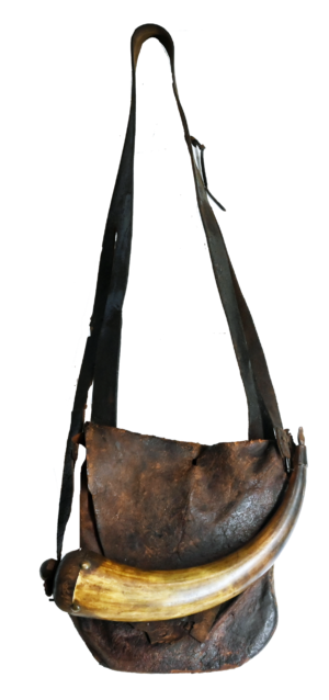 Classic Hunting Pouch with Powder Horn